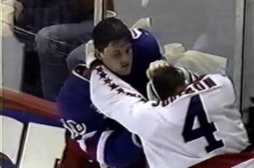 Kevin Kaminski vs Mark Messier / Rangers vs Capitals Line Brawl 1995