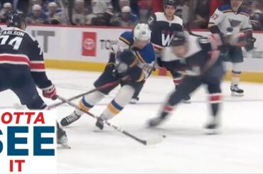 GOTTA SEE IT: Brandon Saad Splits Defence Before Scoring Highlight-Reel Goal