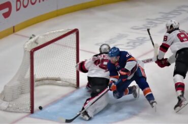 5/8/21  Kyle Palmieri Makes It A 4-1 Islanders Lead Early In The Final Frame