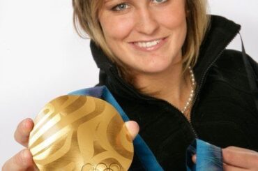 Marie Philip Poulin Hockey BRONZE  2006 & OR  2010