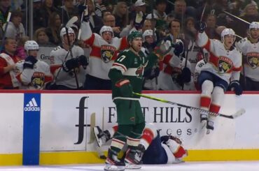 Matthew Tkachuk masterfully sells a dive