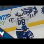 John Tavares Finds William Nylander With The Sweet Swivel Move For A Stylish Score