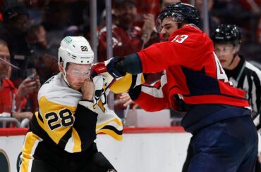 [Watch] NHL Fights: Marcus Pettersson vs Dylan Larkin | Pittsburgh Penguins at Detroit Red Wings