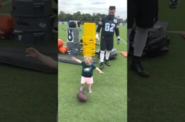 Jason Kelce and A.J. Brown Have the CUTEST Kids #shorts #eagles