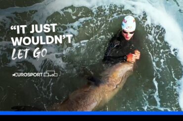 Super League Triathlete Vasco Vilaca gets bitten by a seal during a swim training | Eurosport