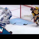 Penguins' Jake Guentzel Nets Back Door Feed To Cap Off Beauty Passing Sequence vs. Maple Leafs