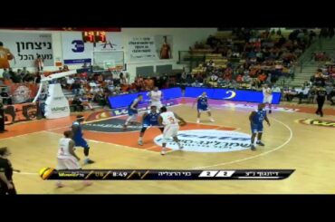 Craig Smith nets 39 points vs. Bney Herzelia