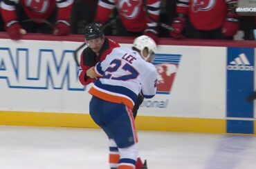 Anders Lee Drops The Gloves With Brendan Smith