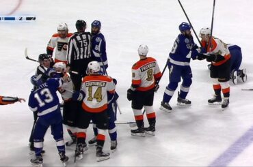 Simmonds catches unsuspecting Brown with hit to the head