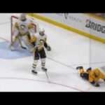 Nashville Predators - Viktor Arvidsson Dive.