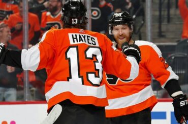 Kevin Hayes scores first goal as a Flyer