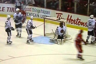 Gustav Nyquist misses empty net!!!!! (blackhawks/redwings 9/25/11)