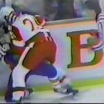 Bob Probert vs Clark Gillies