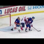 Mike Matheson Goal vs NYI 01-30-18