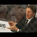 Mike Babcock applauds officials face-off execution after Claude Giroux goal