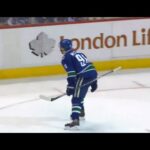 Jared McCann First NHL Goal vs Calgary (10/10/15)