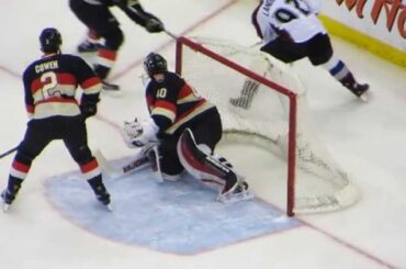 Robin Lehner in action during the Avalanche @ Senators hockey game