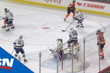 Lightning’s Louis Domingue Uses Windmill Kick Save To Stun Flyers