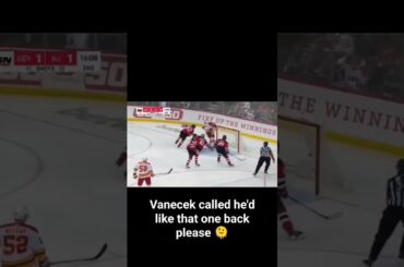 Connor Zary scores a gimme goal from Vanecek mistake! #nhlhighlights #flames #devils