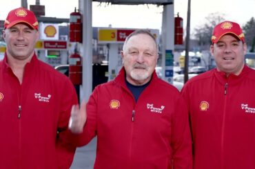 MUST WATCH! New York Islanders Alumni Play Pranks at a Shell Gas Station ON Long Island