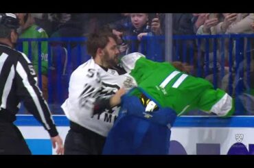 KHL Fight: Panin VS Bailen