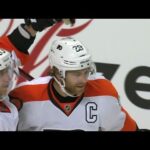 Claude Giroux parle de ses premiers souvenirs de hockey