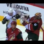 Mike Smith Sends Hornqvist's Stick Flying (10/10/15)