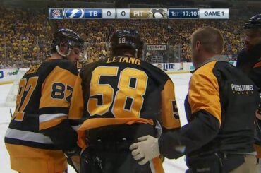 Callahan lays elbow into Letang's head for brutal hit