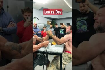 Leonidas Arkonas vs Devon Larratt