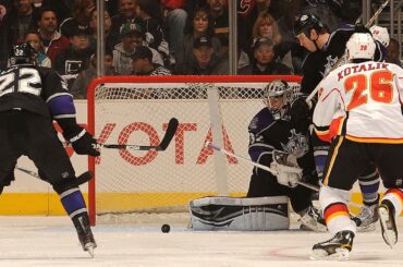 "Supernatural" save by Jonathan Quick?