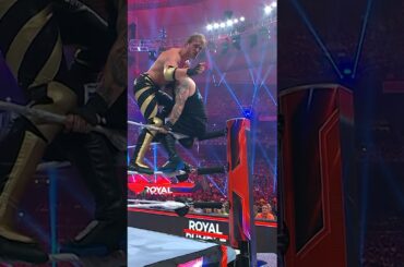 Logan Paul learned real quick to never try to Suplex Kevin Owens #RoyalRumble