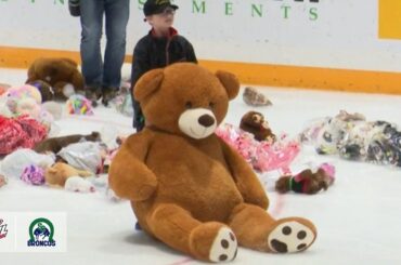 2019 Teddy Bear Toss || Swift Current Broncos || Sergei Alkhimov