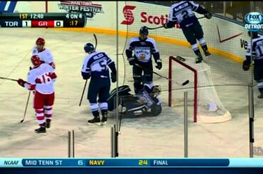 Xavier Ouellet's goal at Comerica Park - Hockeytown Winter Festival