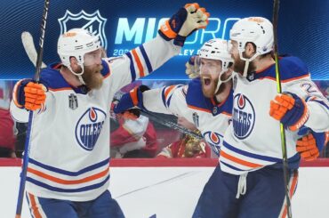 McDavid, Oilers go Back to 'Berta with Game 5 win | NHL Mic Drop | Oilers vs. Panthers