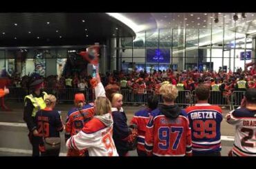 Edmonton Oilers vs. Calgary Flames - Game 4 - "Let's Go Oilers" Chant!