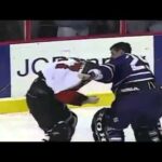 Felix Potvin (Toronto Maple Leafs) vs Ron Hextall (Philadelphia Flyers) fight