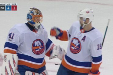 Halak, Tavares lead Isles in shootout for win