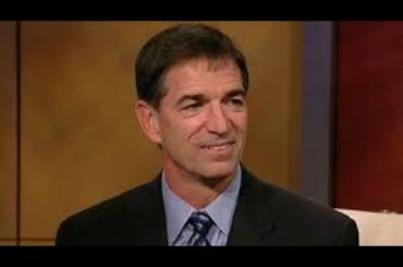 John Stockton explains who are the two most unstoppable players of all time (happens fast) .