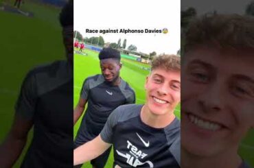 Race against Alphonso Davies😰 #shorts