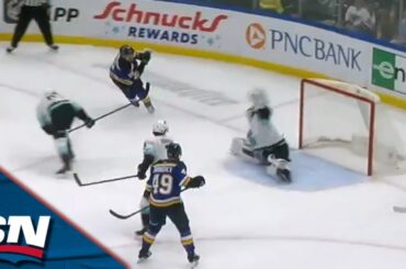 Blues' Thomas Fires Home Goal After Nice Passing Sequence With Barbashev