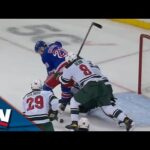 Chris Kreider Picks Up Rebound And Goes Between The Legs For Beauty Goal vs. Minnesota Wild