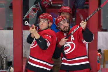 Hurricanes turn to "Duck Hunt" for memorable Storm Surge celebration