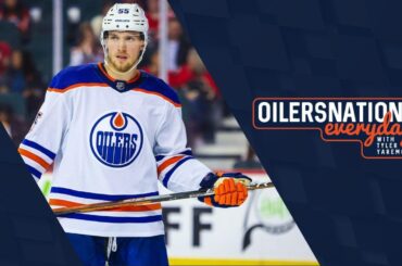 Dylan Holloway & Philip Broberg sign in St Louis | Oilersnation Everyday with Tyler Yaremchuk