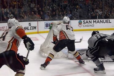 Rickard Rakell bats puck out of air for crafty PPG