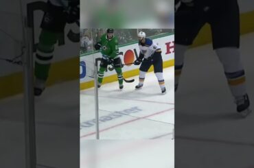 Most EMBARRASSING Hockey Floppin' Ever!🤦‍♂️