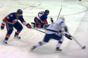 Drouin gets blown up entering Islanders zone by Hickey