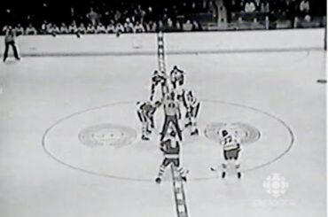 Boston Bruins at Montreal Canadiens   Jan 16, 1971