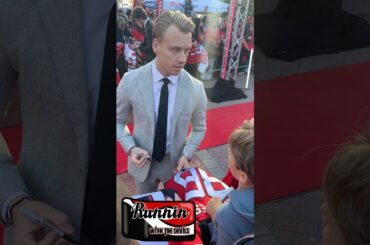 Jesper Bratt NJ Devils Signs Autographs On Red Carpet #njdevils #shortsvideo #shorts