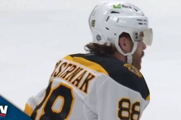 Bruins' David Pastrnak And Hampus Lindholm Strike For Two Goals In 13 Seconds